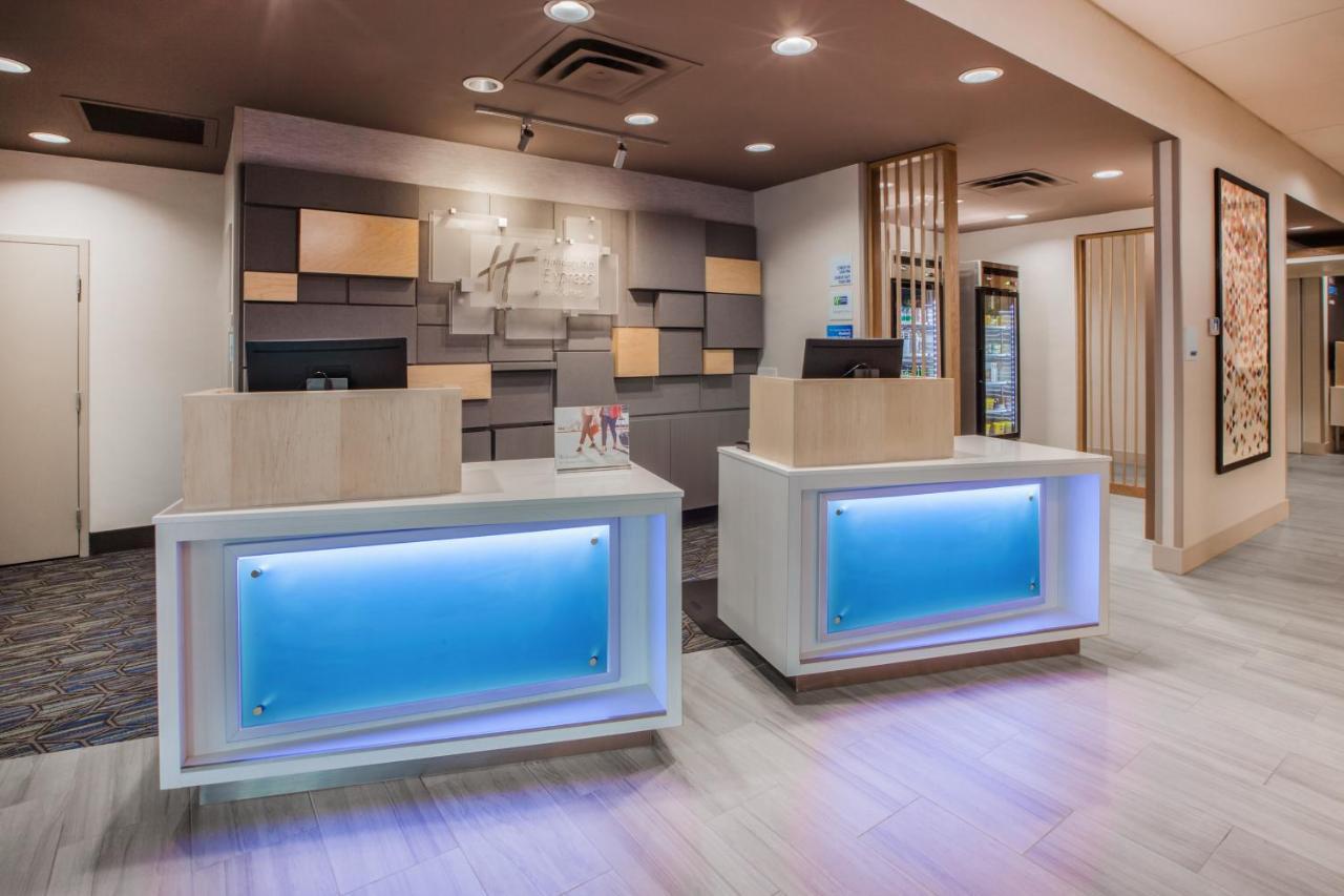 Holiday Inn Express - Blair By Ihg Eksteriør bilde