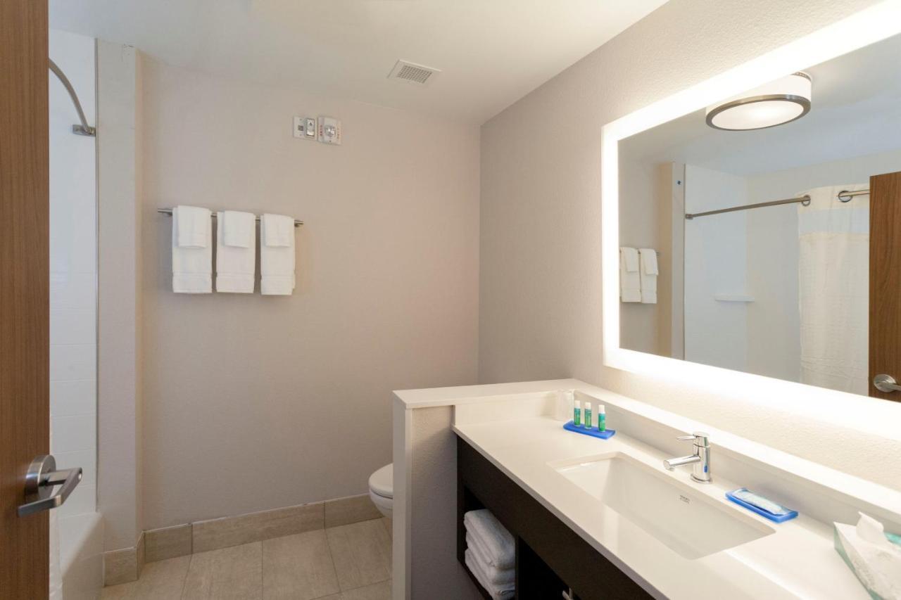 Holiday Inn Express - Blair By Ihg Eksteriør bilde